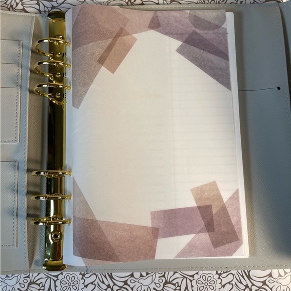 Erin Condren envelope style binder - Picture 9 of 14
